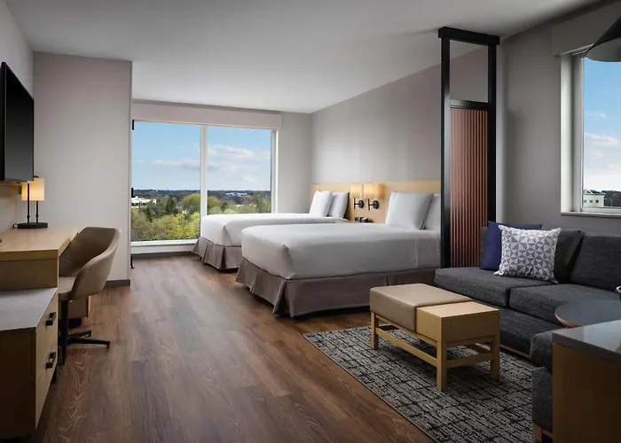 Отель The Forester Hotel, Part Of Unscripted By Hyatt Lake Forest