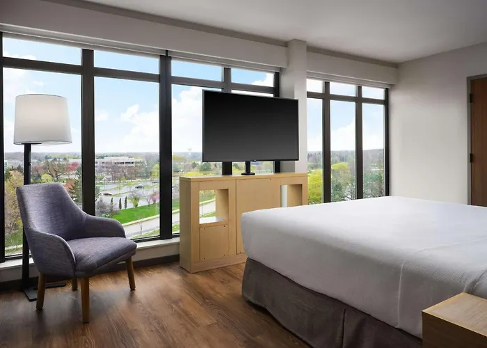 Отель The Forester Hotel, Part Of Unscripted By Hyatt Lake Forest