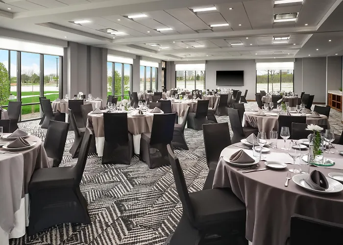 The Forester Hotel, Part Of Unscripted By Hyatt 3*
